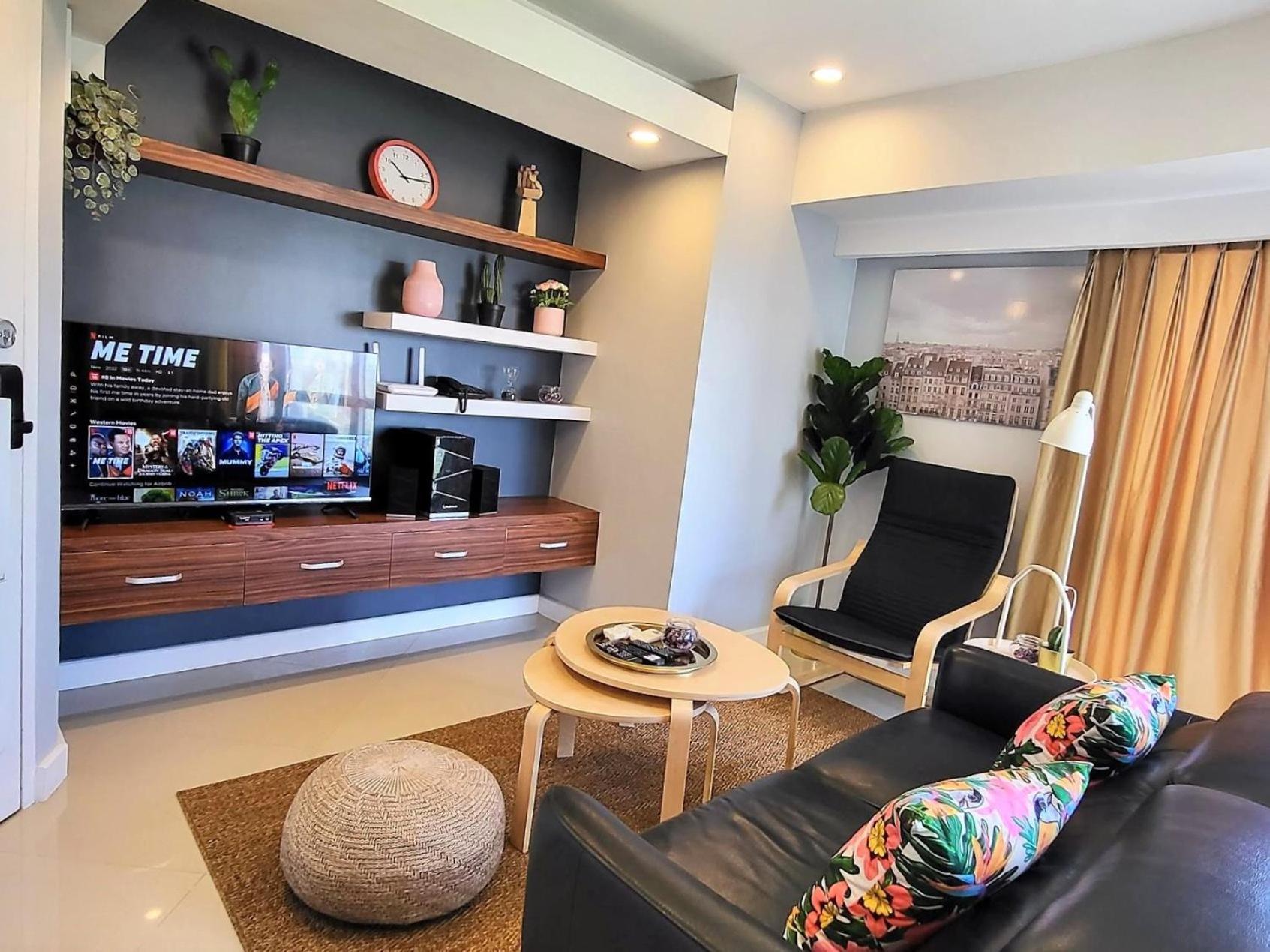 מנילה Muggle Stay Guest House - Bonifacio Global City Taguig מראה חיצוני תמונה