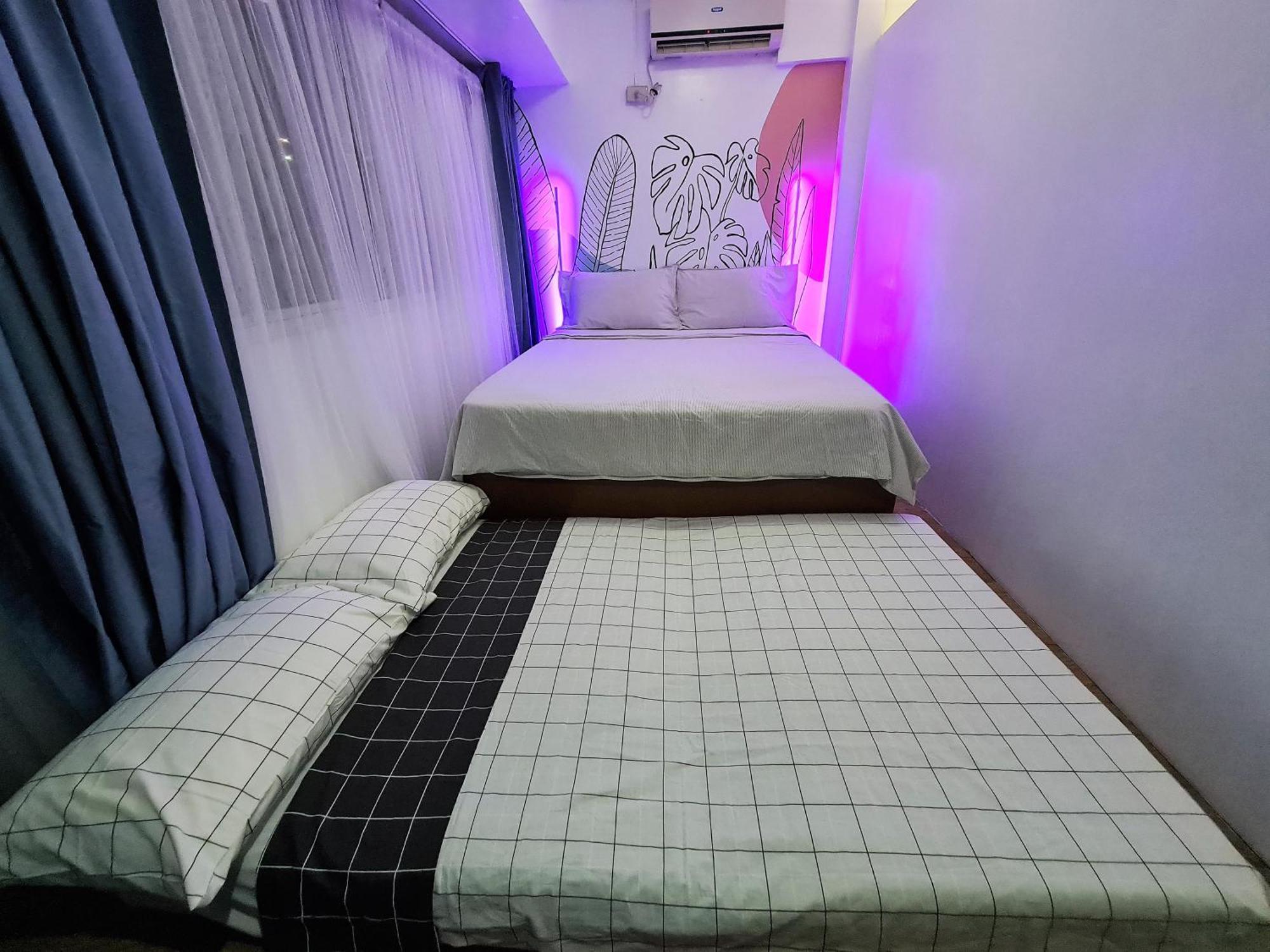 מנילה Muggle Stay Guest House - Bonifacio Global City Taguig חדר תמונה