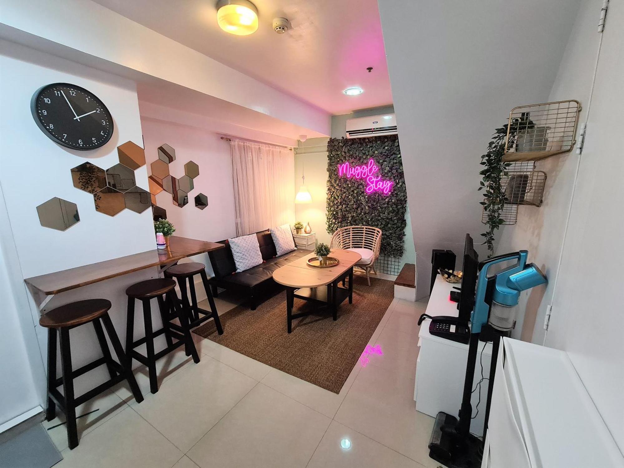 מנילה Muggle Stay Guest House - Bonifacio Global City Taguig חדר תמונה